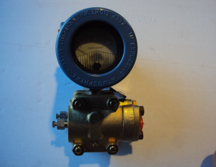 Neuer Rosemount 1151DP4S12M1B1 Druckmessumformer, Kal. 0–150 in H20