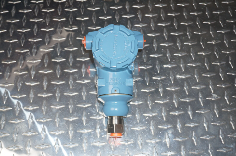 EMERSON ROSEMOUNT 3051TG3A2B21AB4E5 DRUCKSENDER 3051 TG3