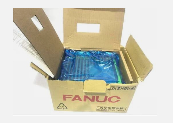 Neue Fanuc A06B-6093-H152 SERVOVERSTÄRKEREINHEIT SVU-12/SVU 1-12 BETA