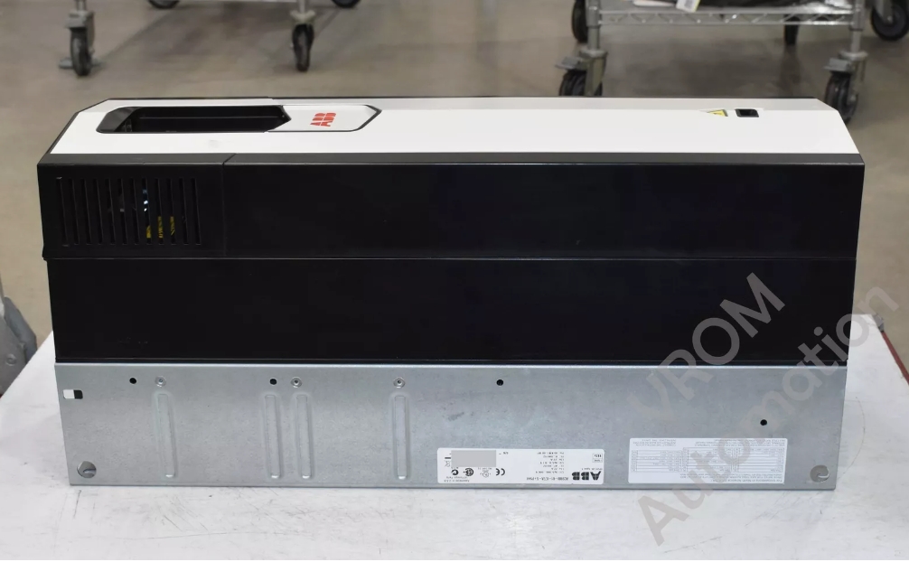 Neuer ABB Frequenzumrichter ACS800-04-0170-3+P901