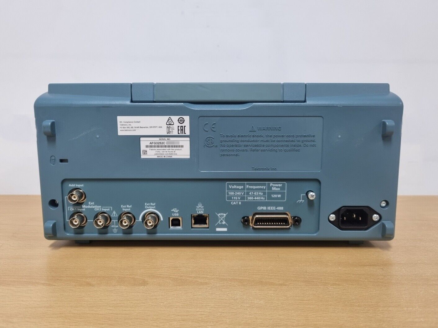 Tektronix AFG352C 240MHz 2CH Funktion Arbitrary Waveform Generator
