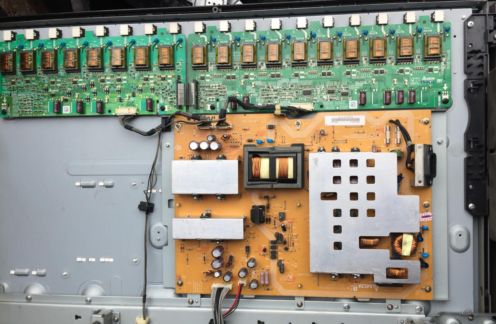 SHARP RDENC2591TPZF RDENC2592TPZF DAC-24T082 Wechselrichter für Hintergrundbeleuchtung