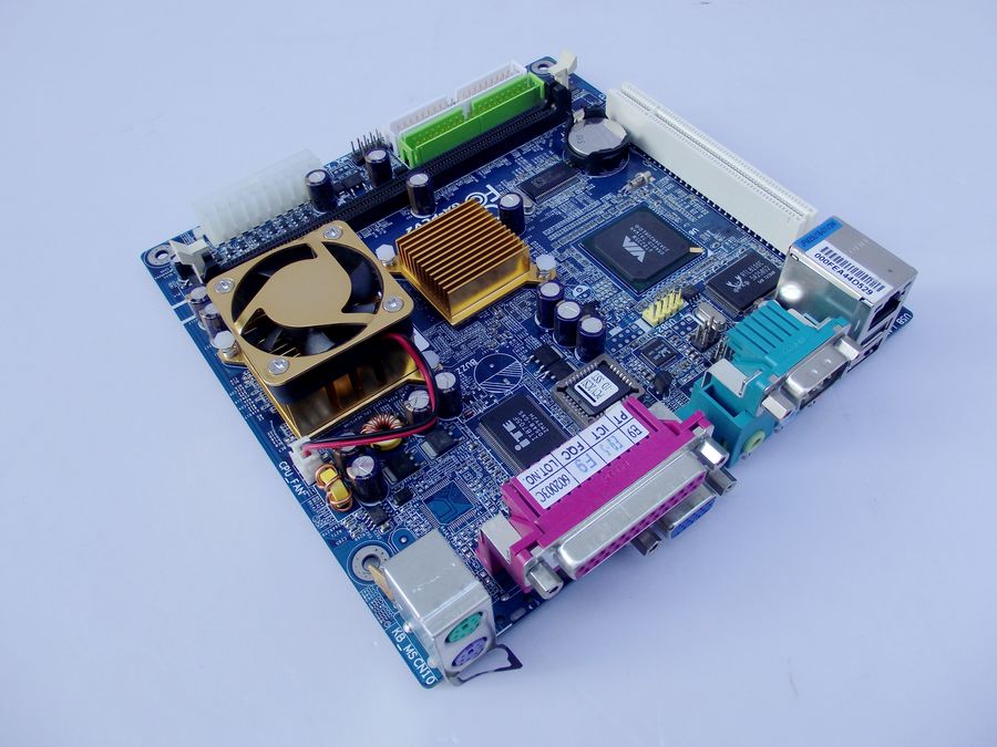 Gigabyte VIA mini-ITX GA-PCV2 Motherboard