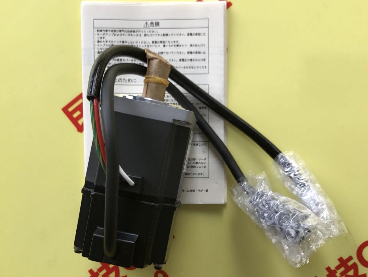 Mitsubishi 200 W 3000 U/min AC-Servomotor HC-KFS23K HCKFS23K