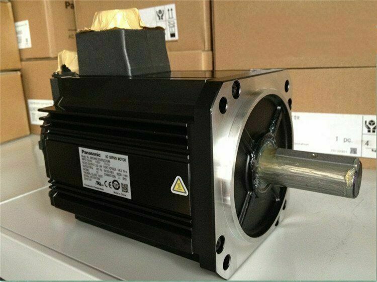 Neuer Panasonic MDMF302L1G6M MINES A6 3KW AC-Servomotor