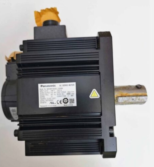 Panasonic MDMF502L1G6M Neuer 5 kW 200 V AC-Servomotor, beschleunigter Versand