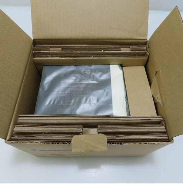 Neuer Panasonic MEDLT83SF 2KW 200V AC Servotreiber