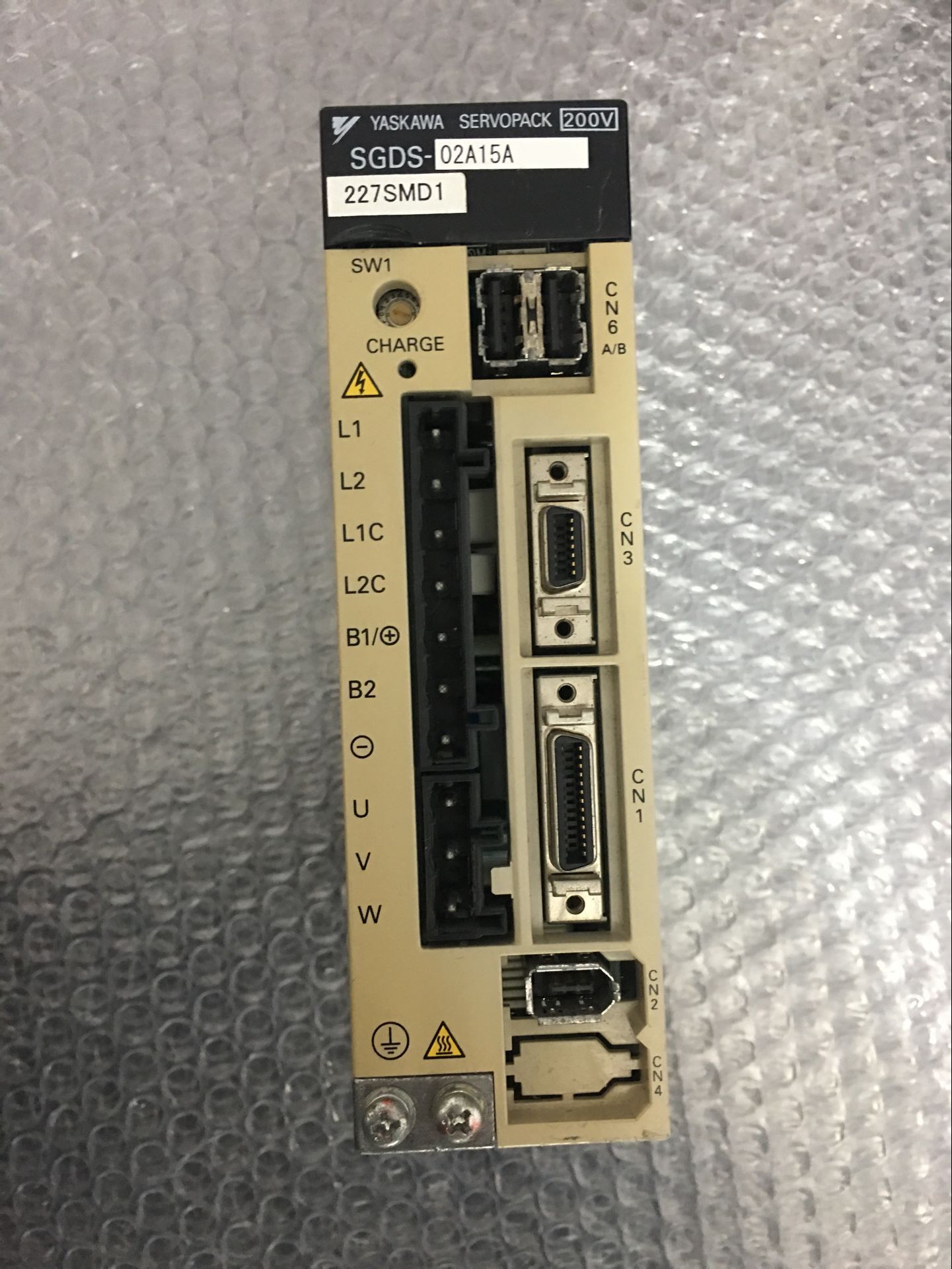 VERWENDETER YASKAWA AC SERVO-TREIBER SGDS-15A02A