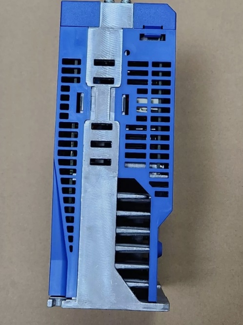 NEUER MECHATROLINK II 750W AC-SERVOTREIBER SJDE-08ANA