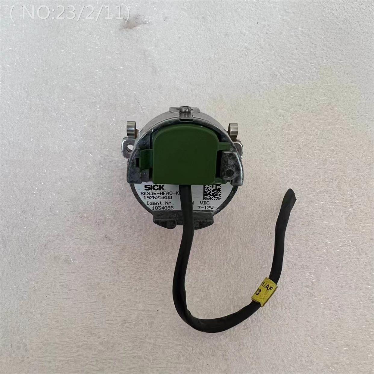 SICK SKS36-HFA0-K02 ROTARY ENCODER Hervorragende Arbeit