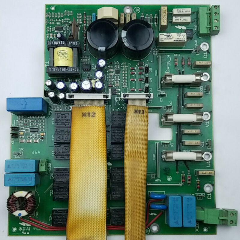 Ein gebrauchter ABB DCS400 SDCS-PIN-3A PLC SDCS-PIN-3A Spot Stock