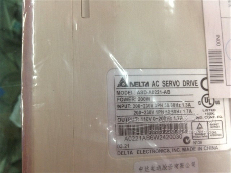 ECMA-C30602FS+ASD-A0221-AB DELTA 200w 3000rpm 0.64N.m AC Servomotor Antrieb