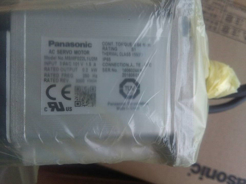 MSMF022L1U2M+MADLT15SF AC Servo motor drive kits 60mm 200w 3000rpm 0.64N