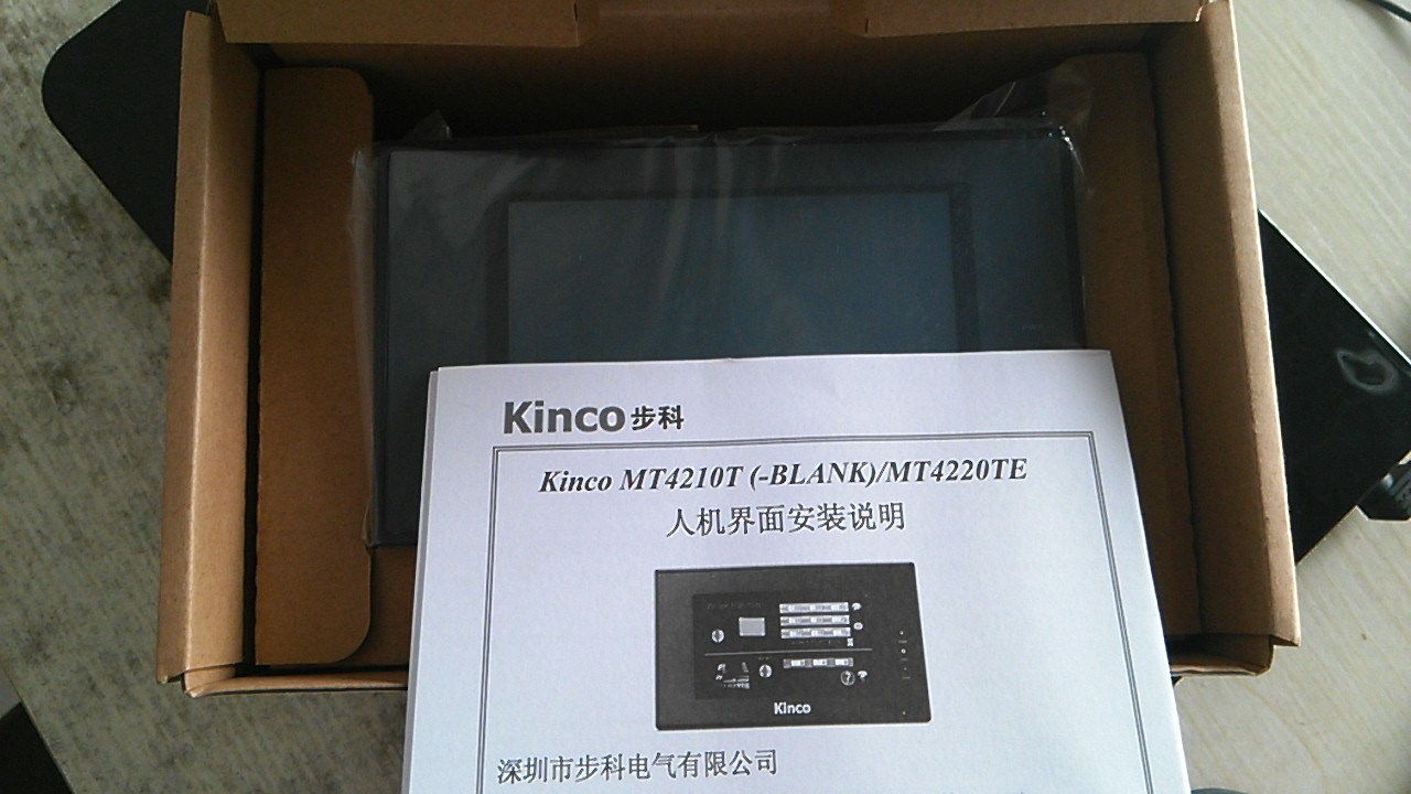 MT4210T KINCO HMI Touchscreen 4,3 \"Zoll 480 * 272 1 USB Host neu im Karton