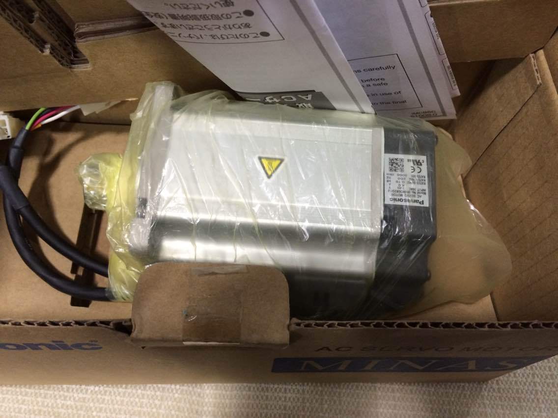 Panasonic MHMD082G1U A5 AC Servo Motor 750w 3000rpm 2.4N.m 80mm Rahmen AC 200V 20-Bit