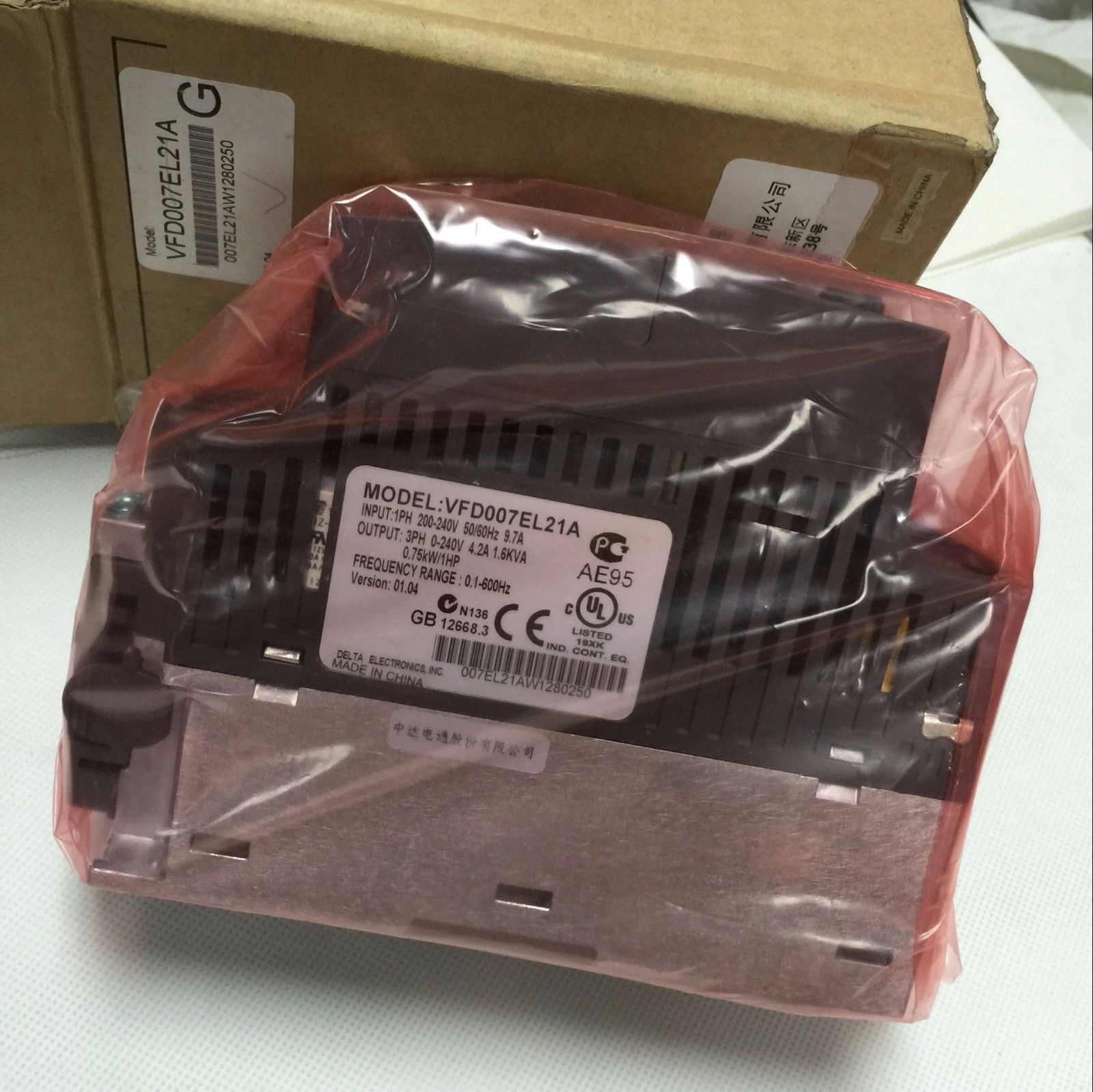 VFD007EL21A DELTA VFD Inverter Frequenzumrichter 750W 1HP 1PHASE 220V