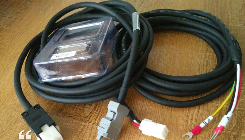 MSMF012L1U2M+MADLT05SF AC-Servomotor-Antriebssätze 38 mm 100 W 3000 U/min 0,32 N