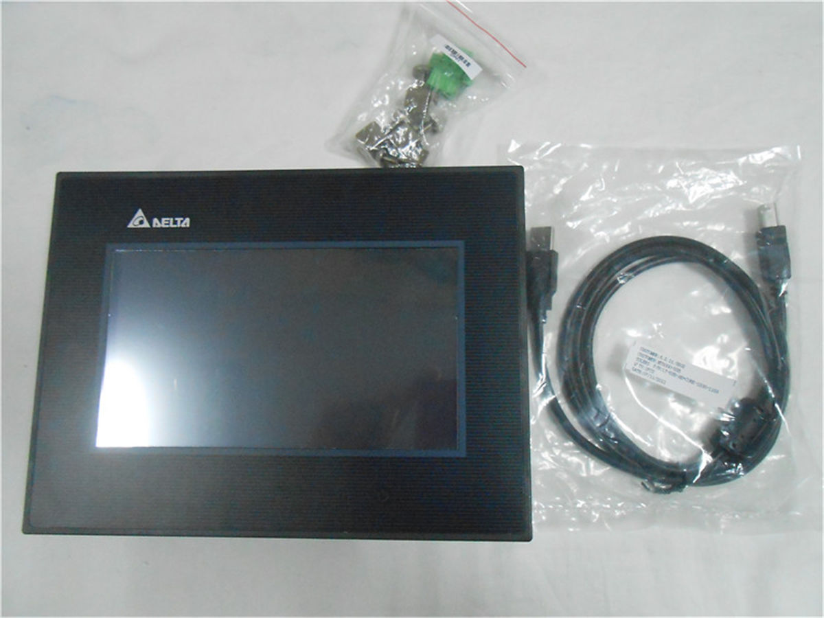DOP-B07S411 Delta HMI Touchscreen 7 inch 800 * 480 mit Programmkabel neu
