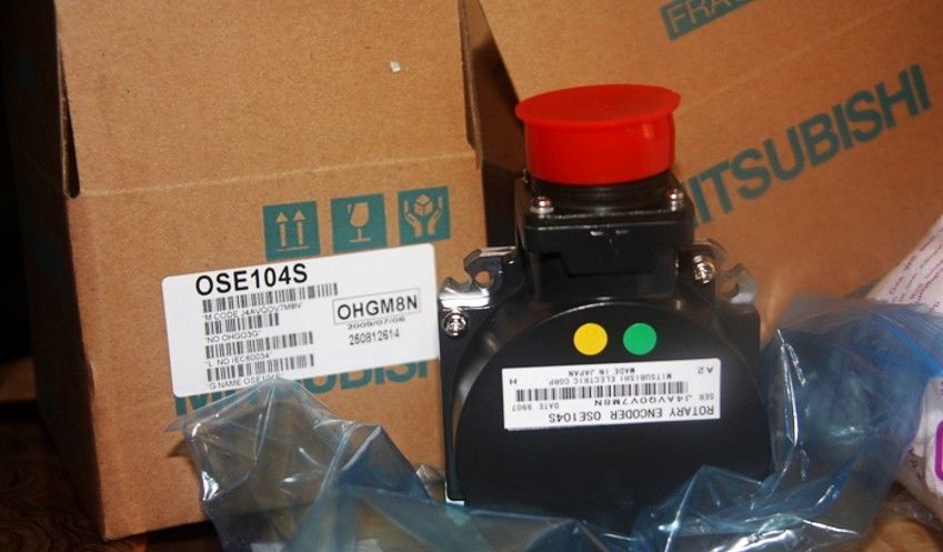 BRAND Neu Mitsubishi Drehgeber OSE104S IN BOX