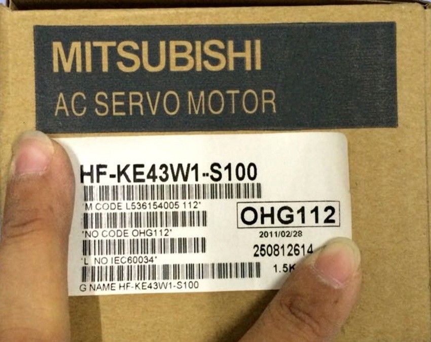 NEU mitsubishi Servomotor HF-KE43W1-S100 im Gehäuse HFKE43W1S100