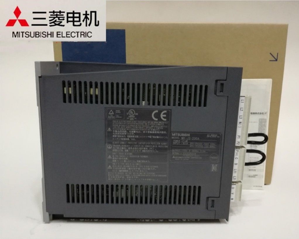 Brandneuer Mitsubishi Servoantrieb MR-J3-200A In Box MRJ3200A