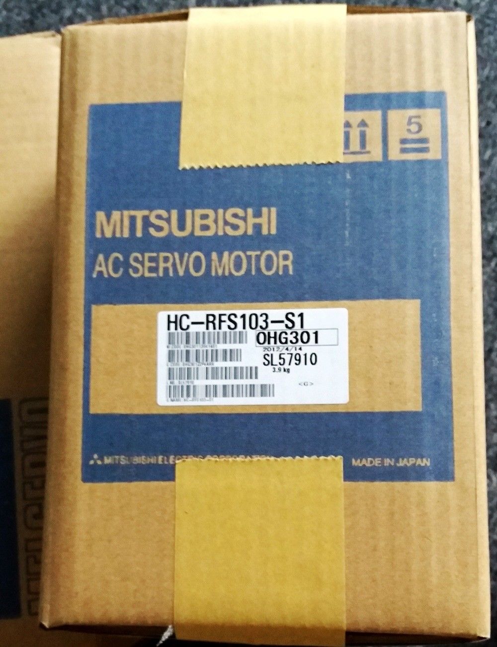 Brandneuer MITSUBISHI SERVOMOTOR HC-RFS103-S1 Im karton HCRFS103S1