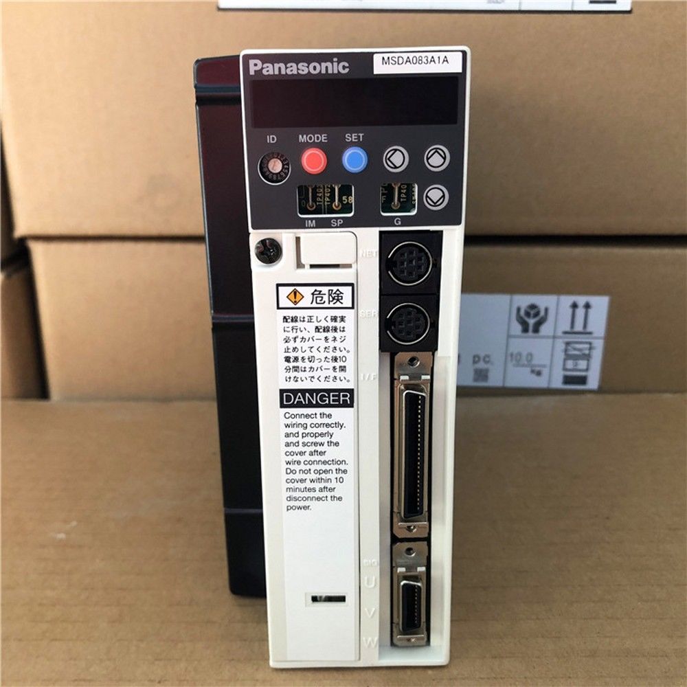 NEU Panasonic Servo Drives MSDA083A1A im Karton