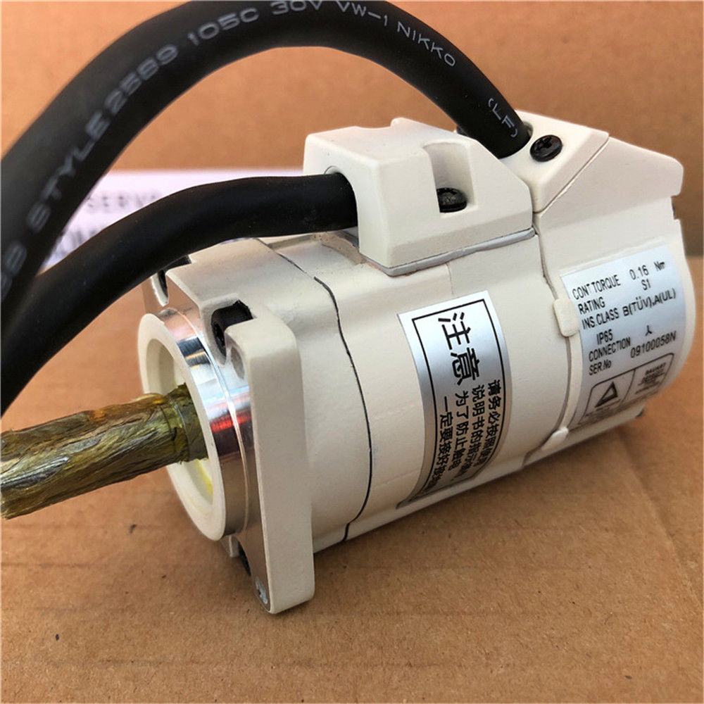 NEUER PANASONIC AC-Servomotor MSMA5AZA1E im Karton