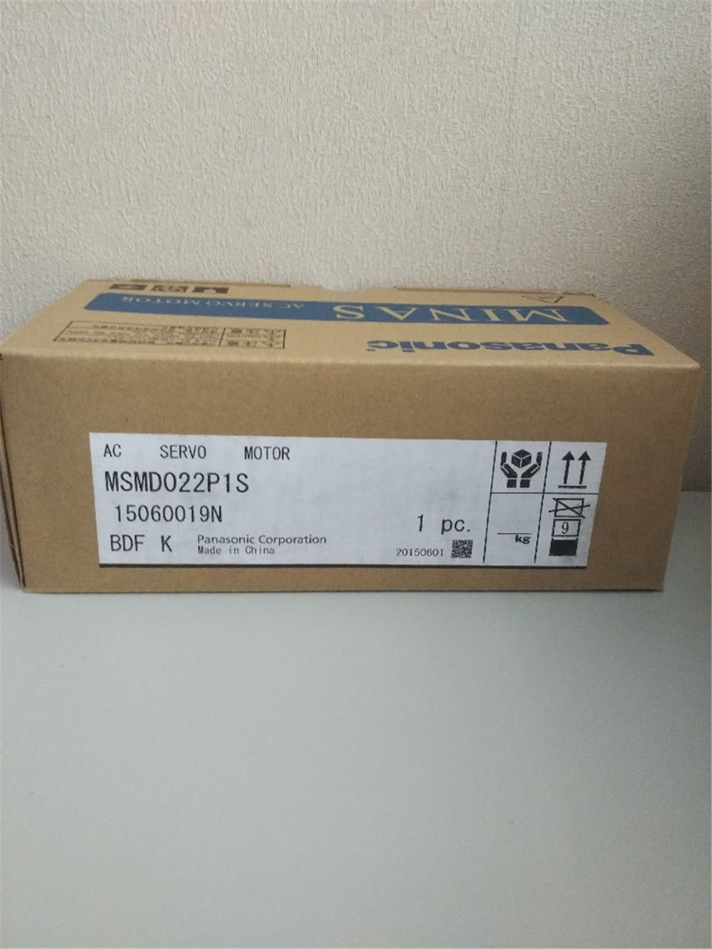 NEUER PANASONIC AC-Servomotor MSMD022P1S im Karton