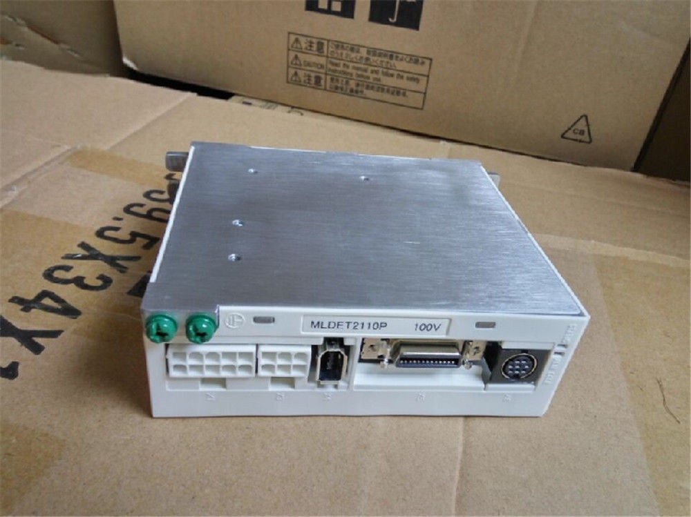 Brandneuer PANASONIC 200W AC-Servoantrieb MLDET2110P