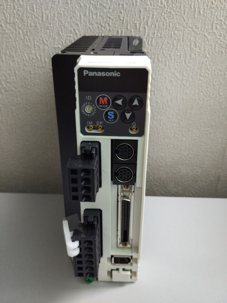 Neu PANASONIC 400W Servoantrieb MBDDT2110 15A 115V LAST