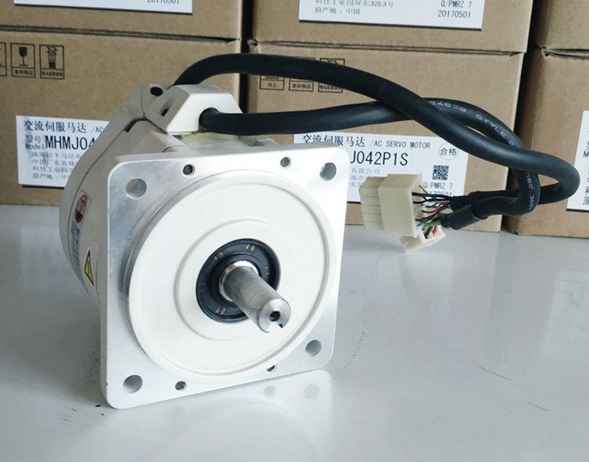 NEUER UND ORIGINALER PANASONIC AC SERVOMOTOR MQMA022A1G