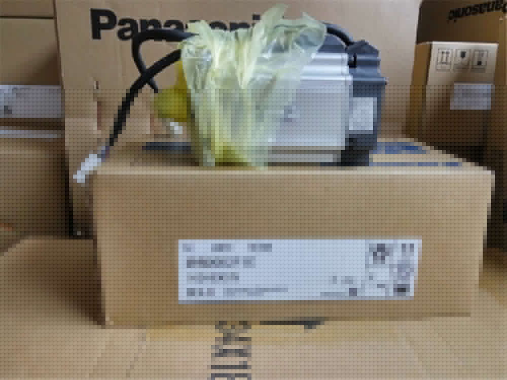 Neuer dreiphasiger 750-W-Servomotor von PANASONIC MHMD082P1C