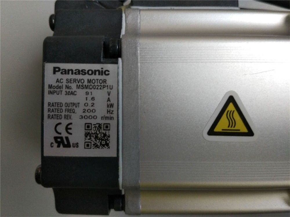 NEU PANASONIC 200W Servomotor MSMD022P1U im Karton