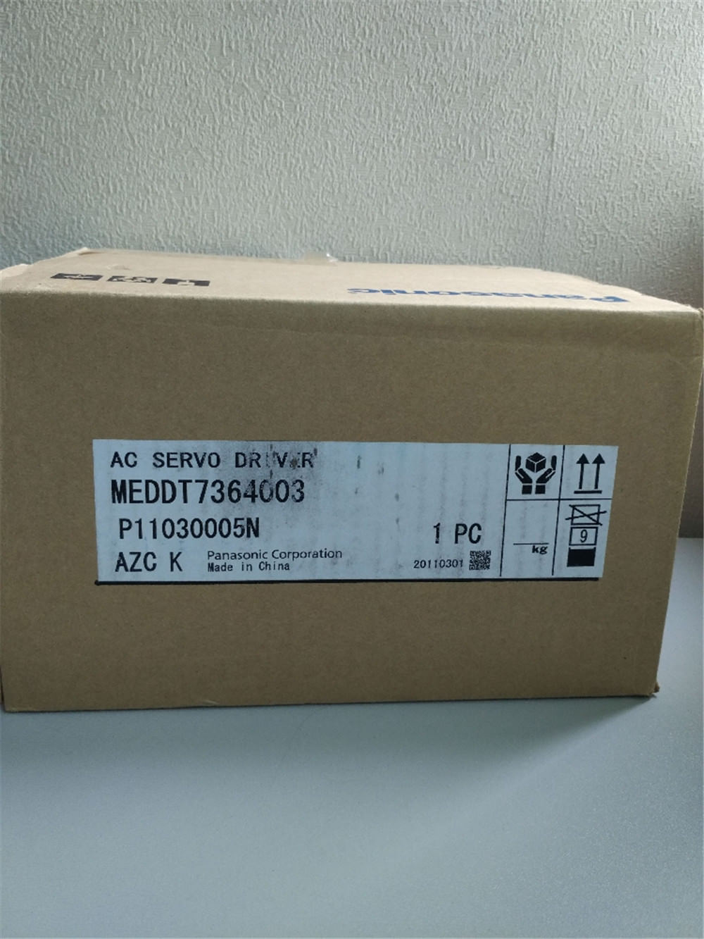 Original neuer PANASONIC Servotreiber MEDDT7364003 im Karton