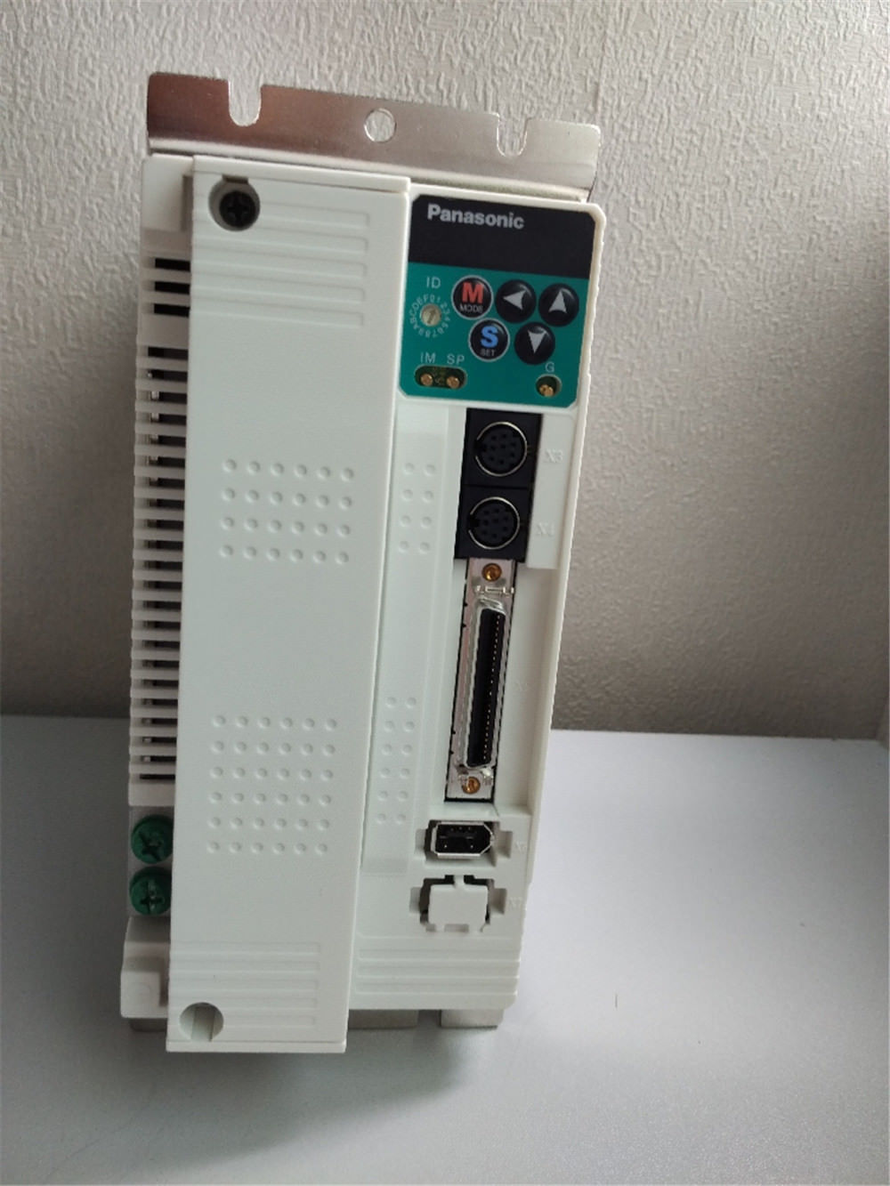 Original neuer PANASONIC Servotreiber MEDDT7364003 im Karton