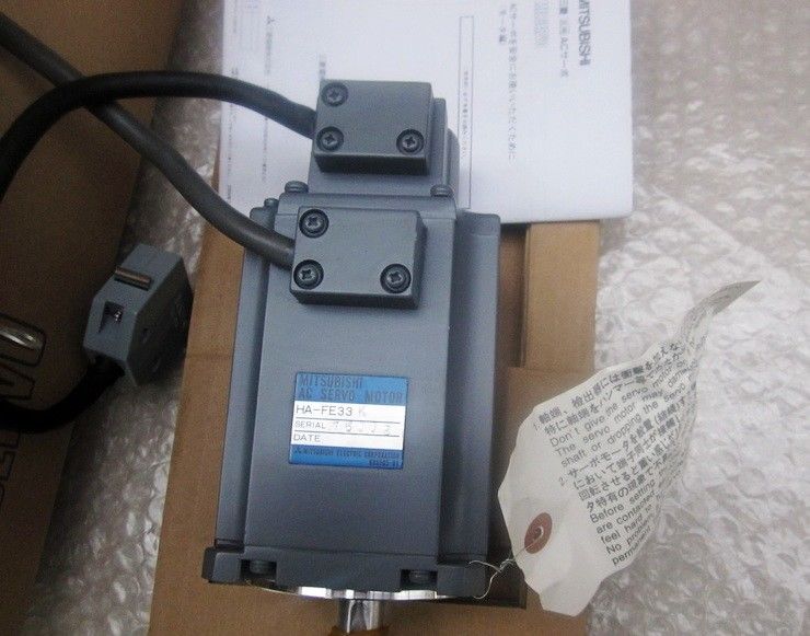 Mitsubishi 300 W 3000 U/min Servomotor HA-FE33 HAFE33