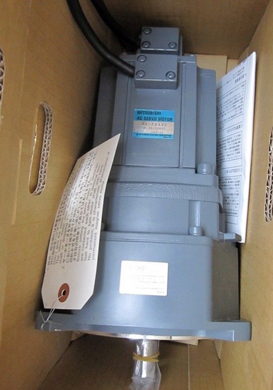 BRANDNEU Mitsubishi Servomotor HA-FE43 HA-FE43G HA-FE43BG IN BOX HAFE43BG