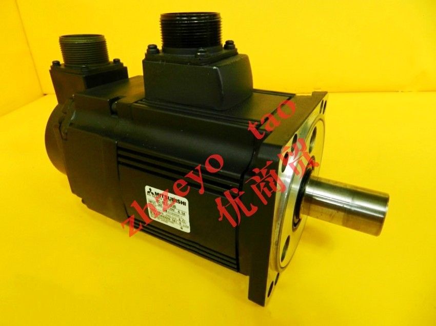 MITSUBISHI SERVOMOTOR HC-RF153 HCRF153 HC-RF153B HCRF153B NEU im Karton