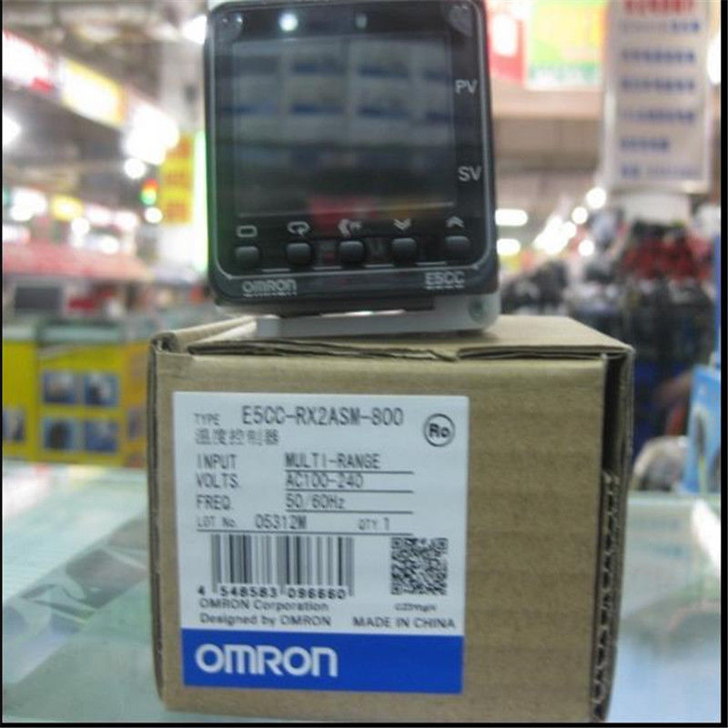 OMRON Temperaturregler E5CC-RX2ASM-800 100-240VAC Neu im Karton (FAST)