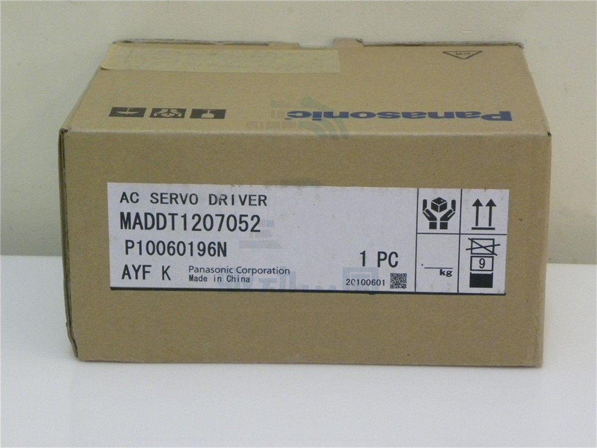 Neuer PANASONIC A4 200W AC-Servoantrieb MADDT1207052