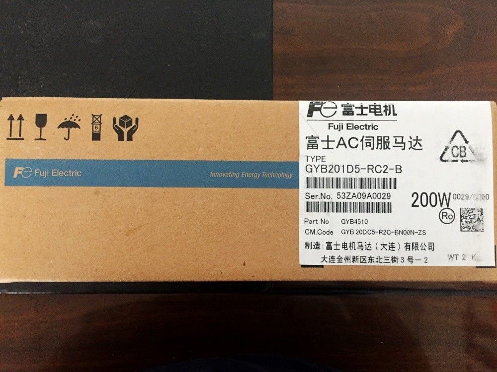 nagelneuer FUJI ELECTRIC AC-SERVOMOTOR GYB201D5-RC2-B GYB201D5RC2B IM KASTEN