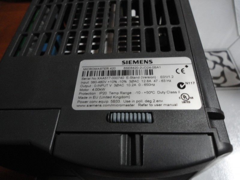 NEW&ORIGINAL Siemens FREQUENCY INVERTER 6SE6420-2UD24-0BA1