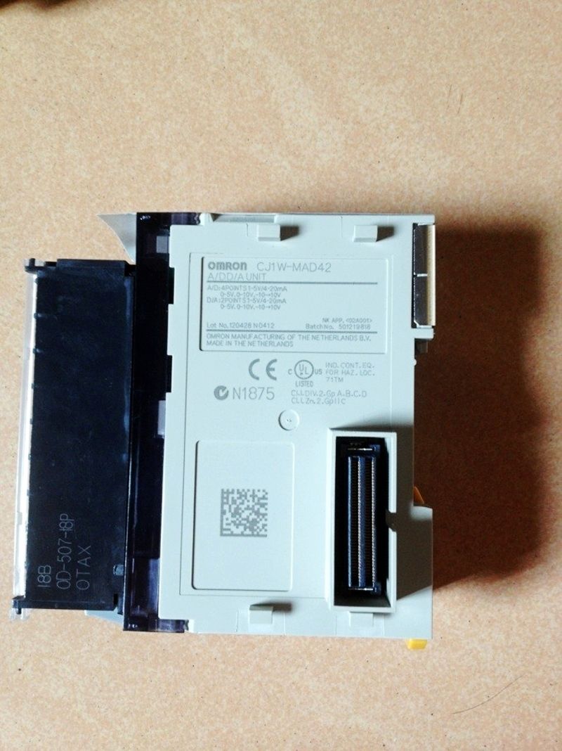 NEW&ORIGINAL OMRON CJ1W-MAD42 OMRON PLC CJ1W-MAD42