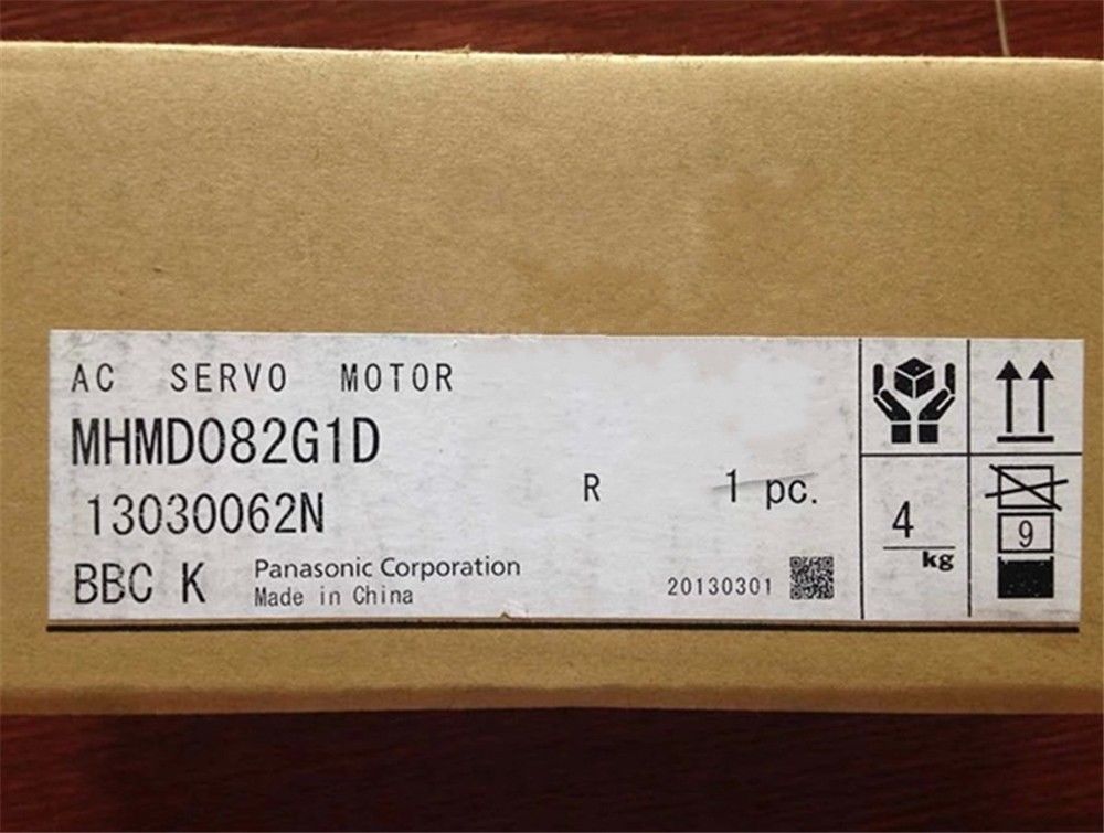Nagelneuer PANASONIC Wechselstrom-Servomotor MHMD082G1D im Kasten