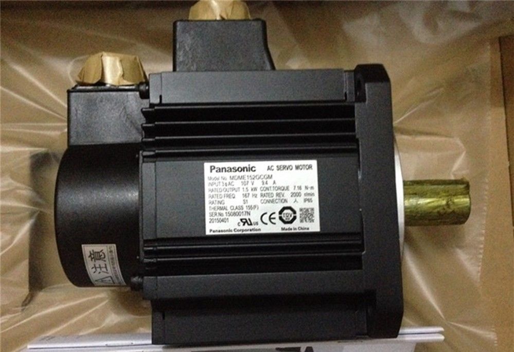 NEU Panasonic AC-Servomotor MDME152GCGM im Karton