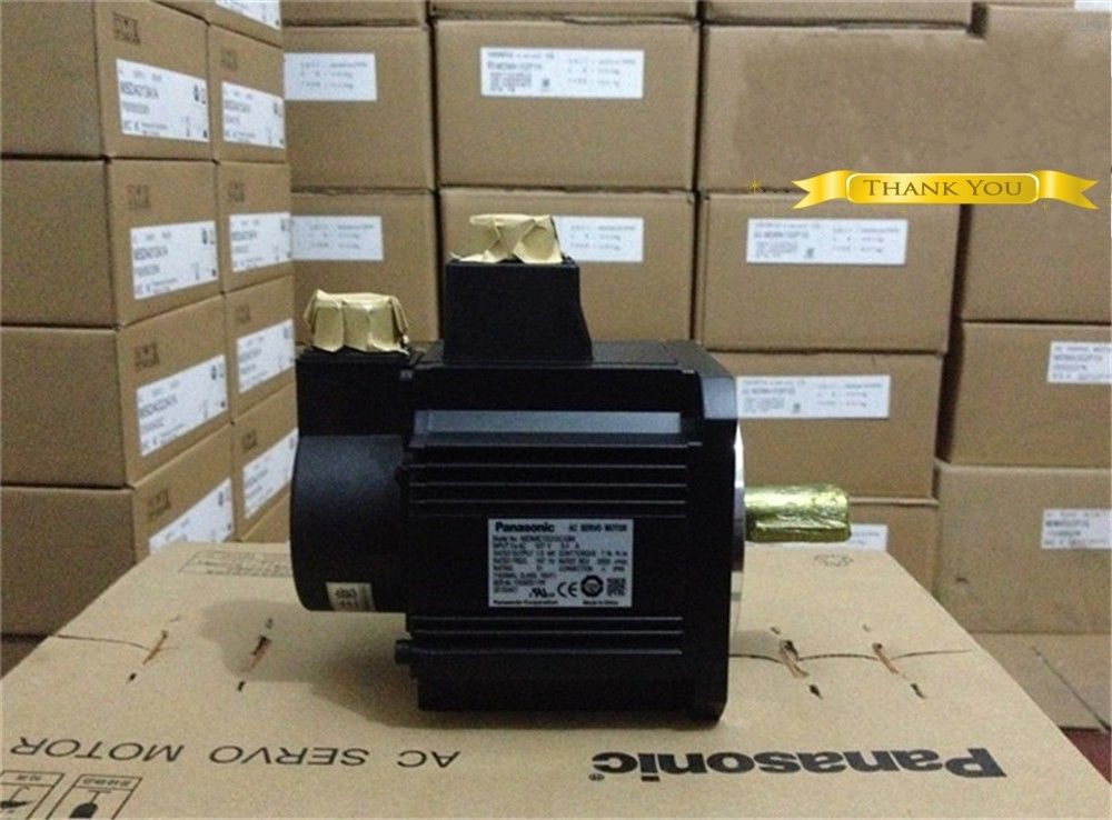 NEU Panasonic AC-Servomotor MDME152GCGM im Karton