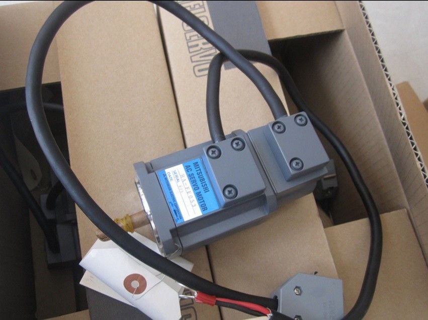 Nagelneuer Mitsubishi SERVO MOTOR HA-FE053 in Box HAFE053