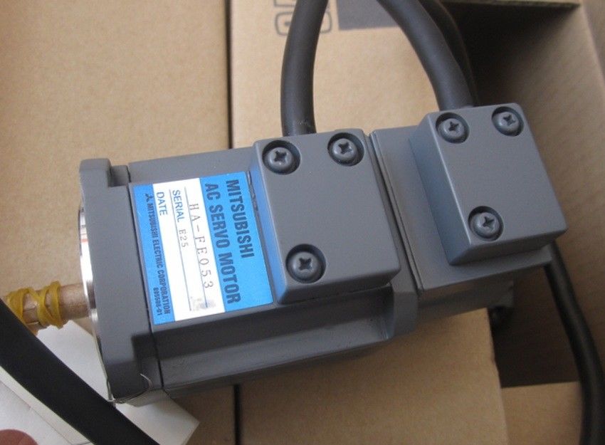 Nagelneuer Mitsubishi SERVO MOTOR HA-FE053 in Box HAFE053