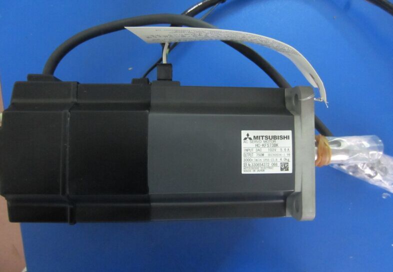 Brandneuer Mitsubishi SERVOMOTOR HC-KFS73BK HCKFS73BK AUF LAGER